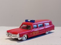 16 CADILLAC STATION WAGON ´75 BOMBERS NEW YORK de PRALINÉ ref 2908(1).jpg